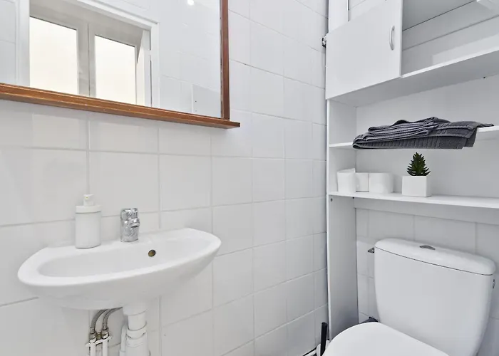 Quartier Des Catacombes Paris